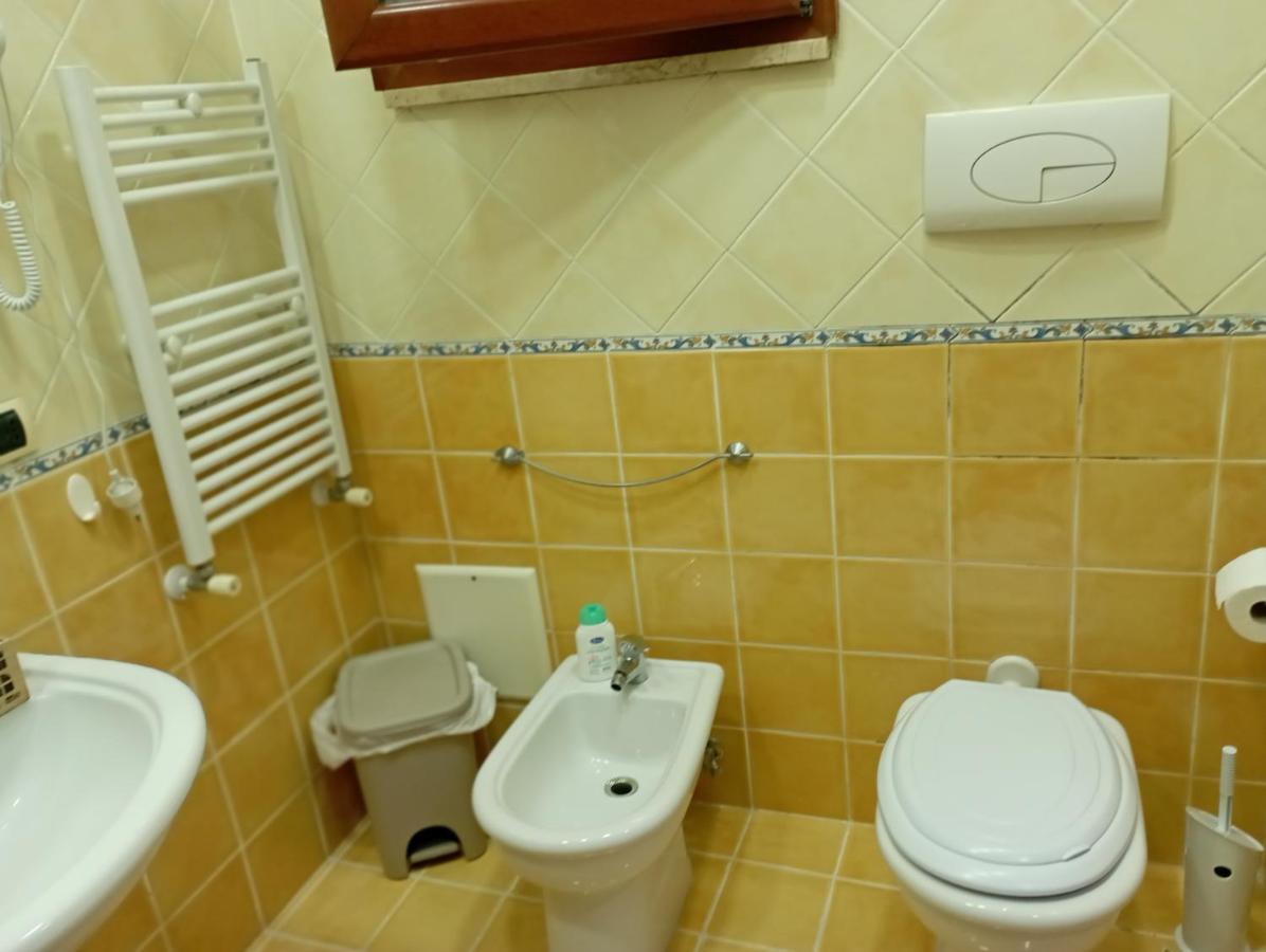 La Casa Di Simone Apartment Naples Luaran gambar