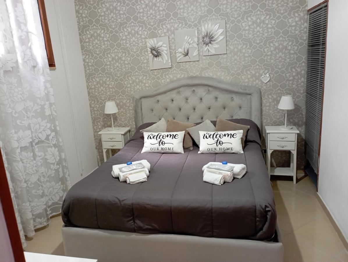 La Casa Di Simone Apartment Naples Luaran gambar